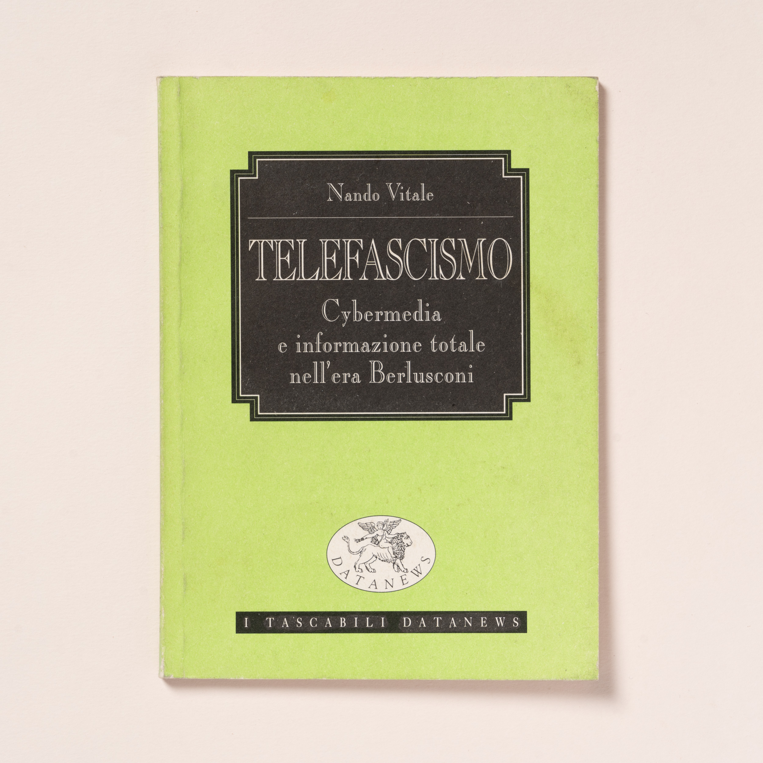 scaldasole-books-telefascismo-cybermedia-e-informazione-totale-nell-era-di-berlusconi