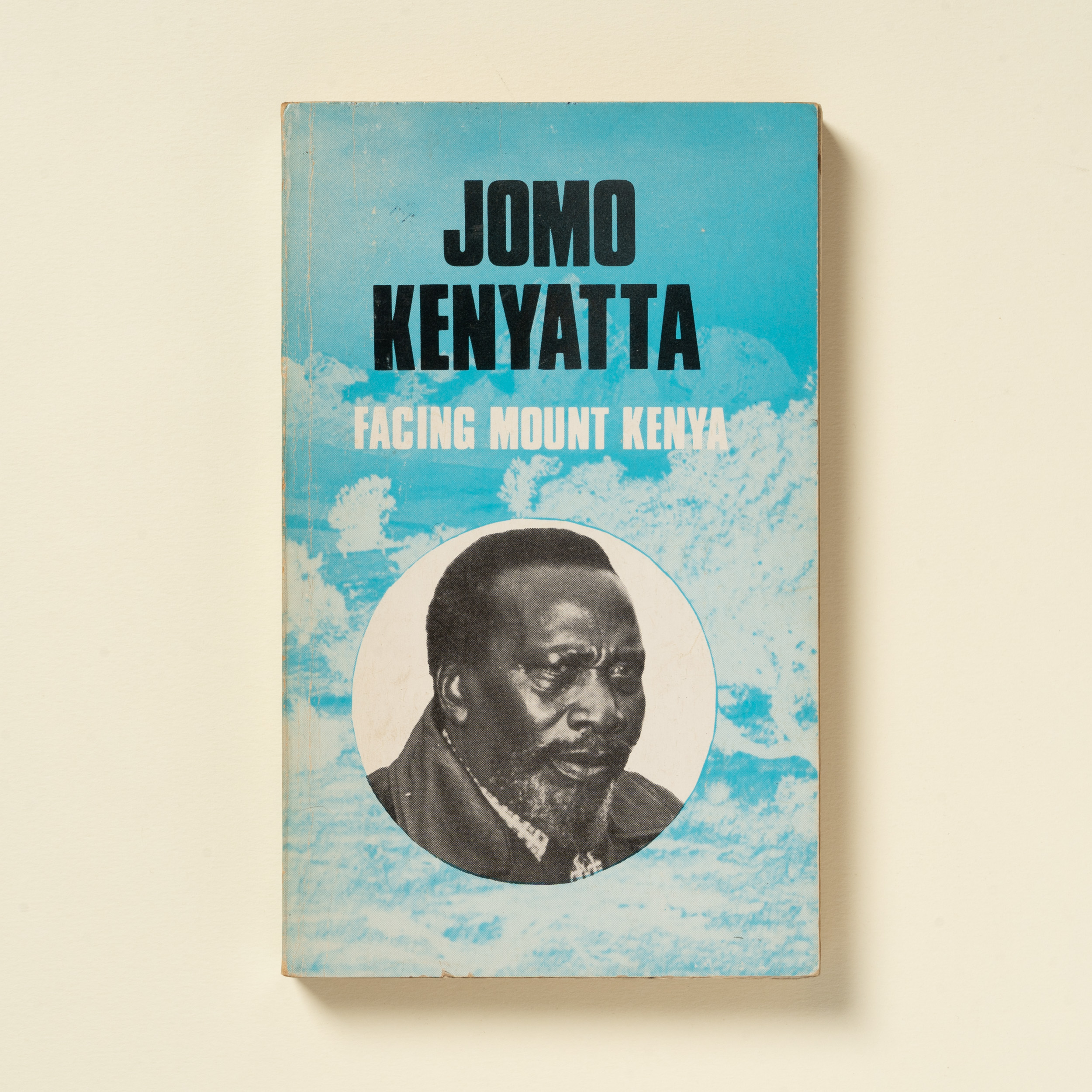 scaldasole-books-facing-mount-kenya-the-traditional-life-of-the-gikuyu