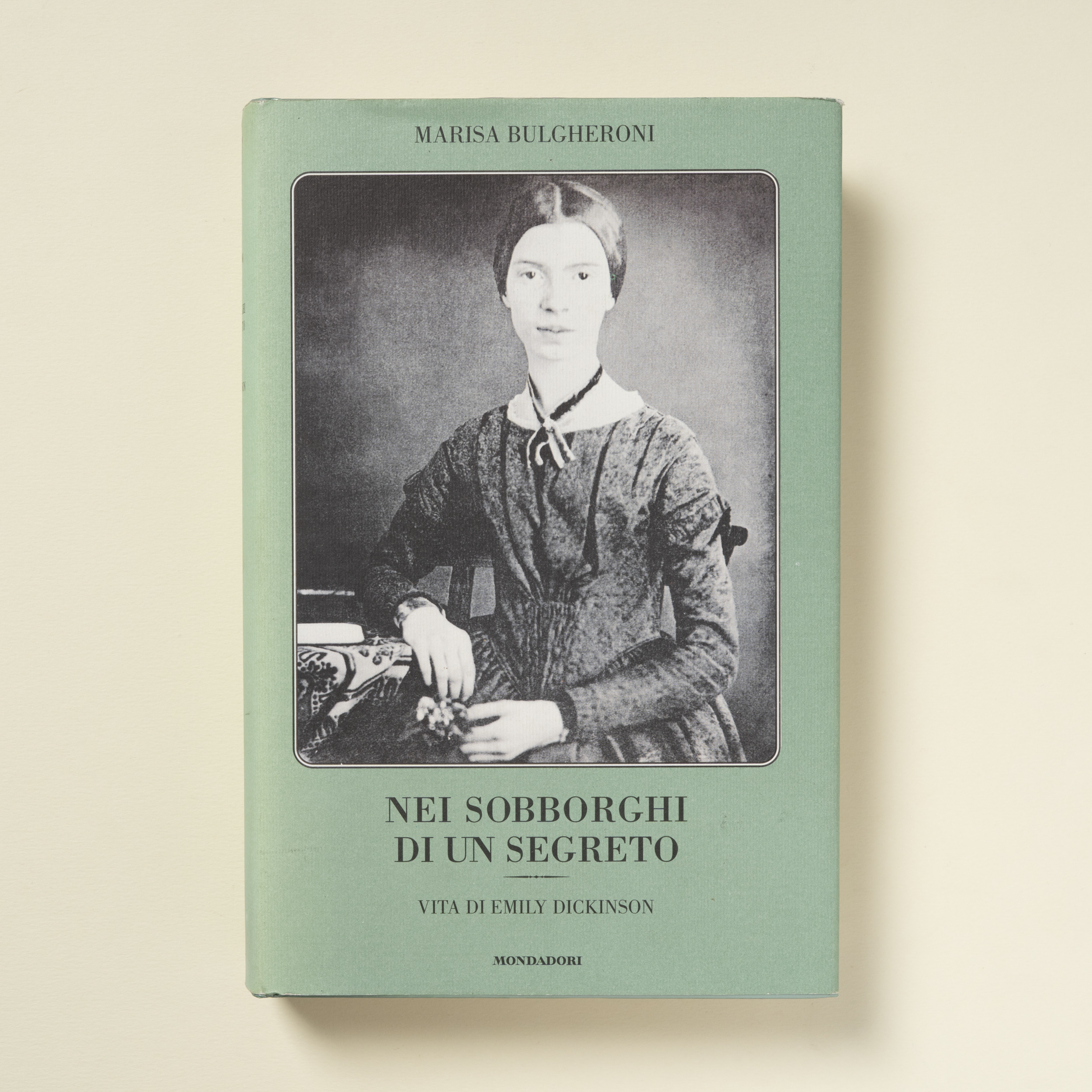 scaldasole-books-nei-sobborghi-di-un-segreto-vita-di-emily-dickinson